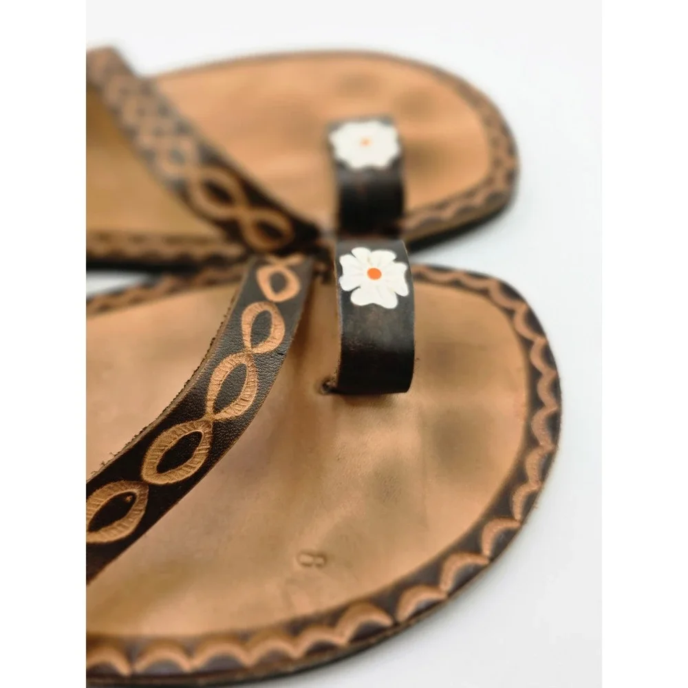 Vintage Handmade Leather Sandals Floral Toe Ring Slides Women's Size 8